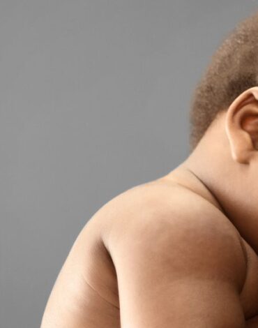 baby-flakes-bg-mom-and-baby